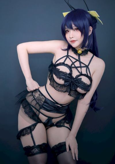 超碰欧美制服_1080P全集免费播放