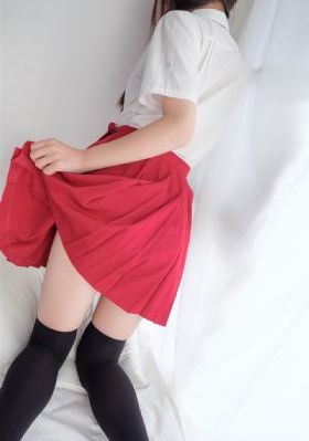 欧美彩妆模特大图_电视剧完整版在线观看